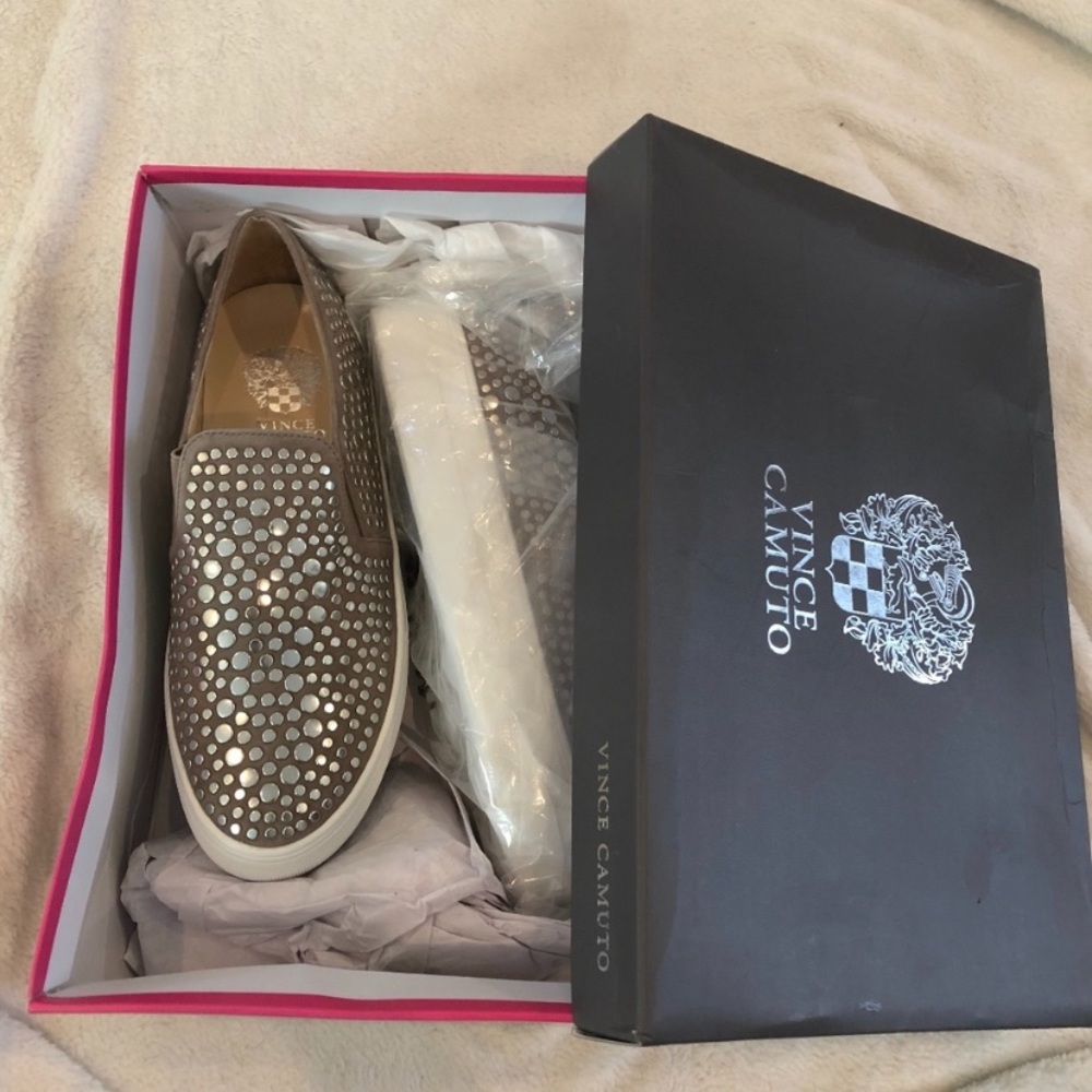 Vince Camuto Platform Leather Sneaker NEW